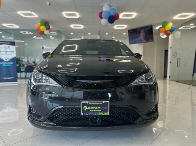 used 2019 Chrysler Pacifica car, priced at $23,995