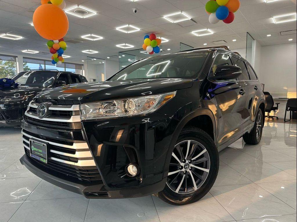 used 2018 Toyota Highlander car, priced at $22,895