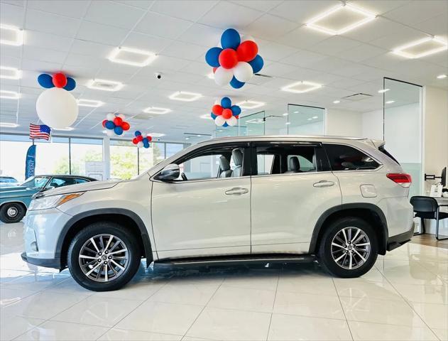 used 2018 Toyota Highlander car, priced at $25,595