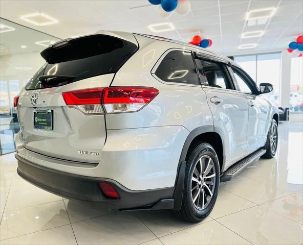 used 2018 Toyota Highlander car, priced at $25,595