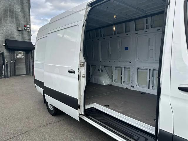 used 2022 Mercedes-Benz Sprinter 2500 car, priced at $39,995