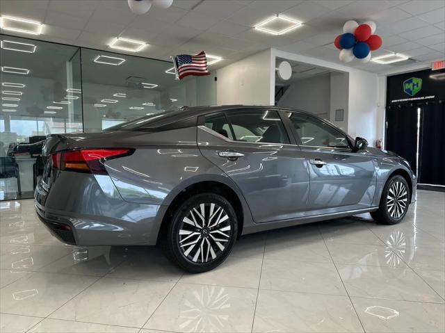 used 2025 Nissan Altima car, priced at $22,995