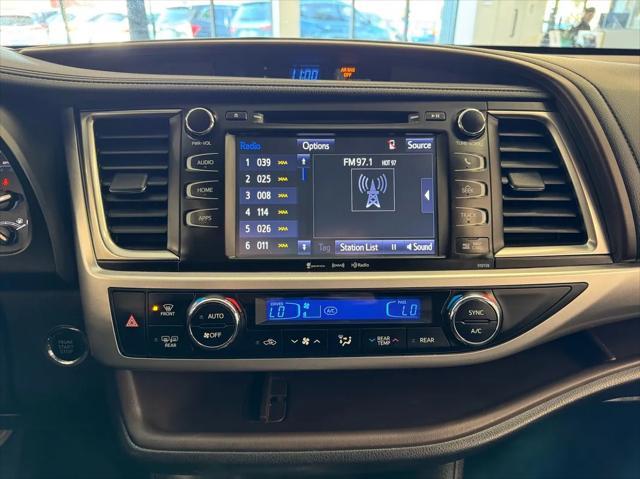 used 2016 Toyota Highlander car, priced at $22,995