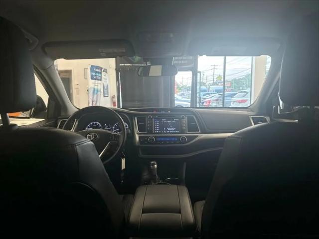 used 2017 Toyota Highlander car, priced at $22,895