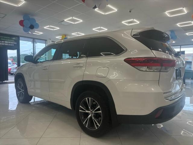 used 2017 Toyota Highlander car, priced at $22,895