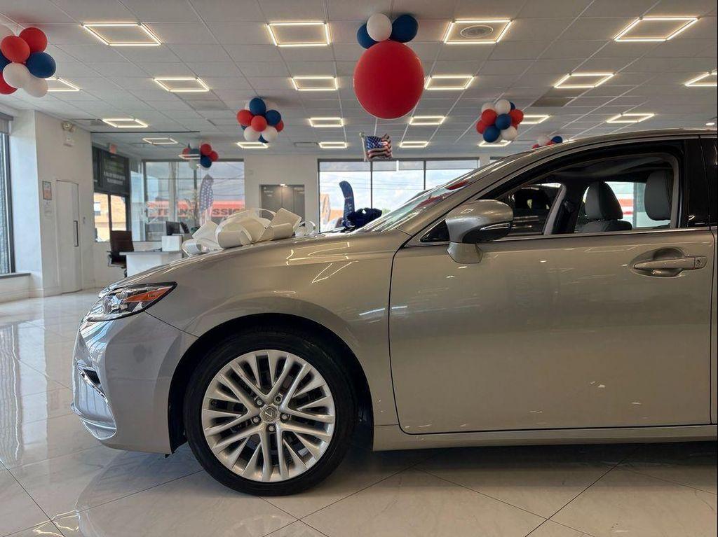 used 2016 Lexus ES 350 car, priced at $21,995