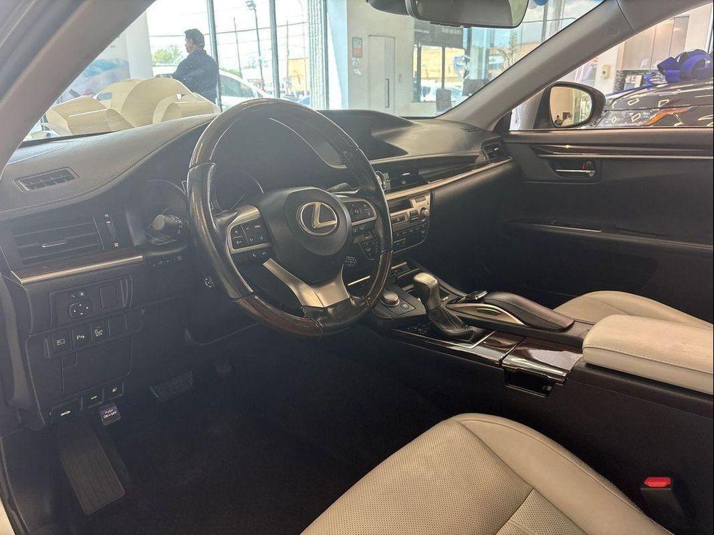 used 2016 Lexus ES 350 car, priced at $21,995