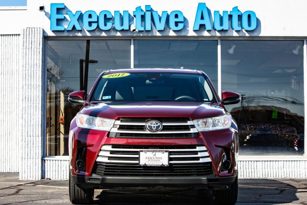 used 2017 Toyota Highlander car, priced at $17,999