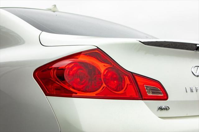 used 2015 INFINITI Q40 car, priced at $10,500