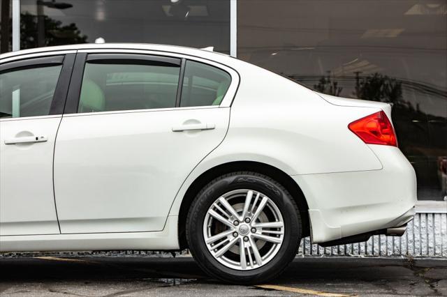 used 2015 INFINITI Q40 car, priced at $10,500