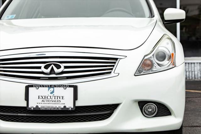 used 2015 INFINITI Q40 car, priced at $10,500