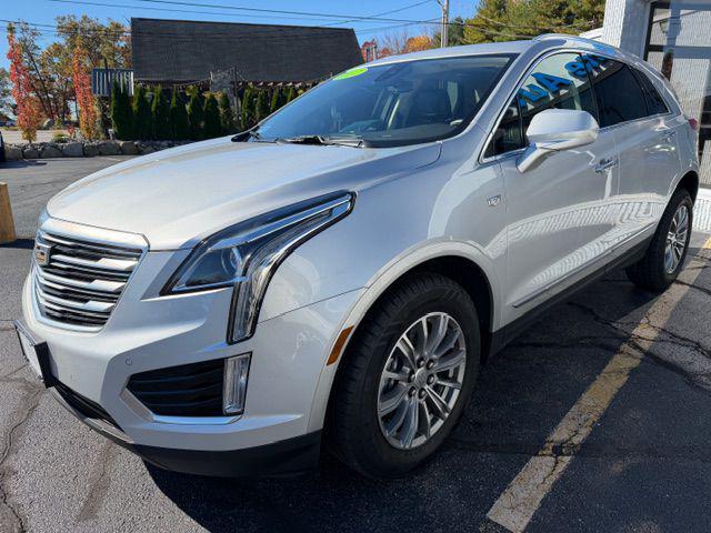 used 2017 Cadillac XT5 car, priced at $15,900