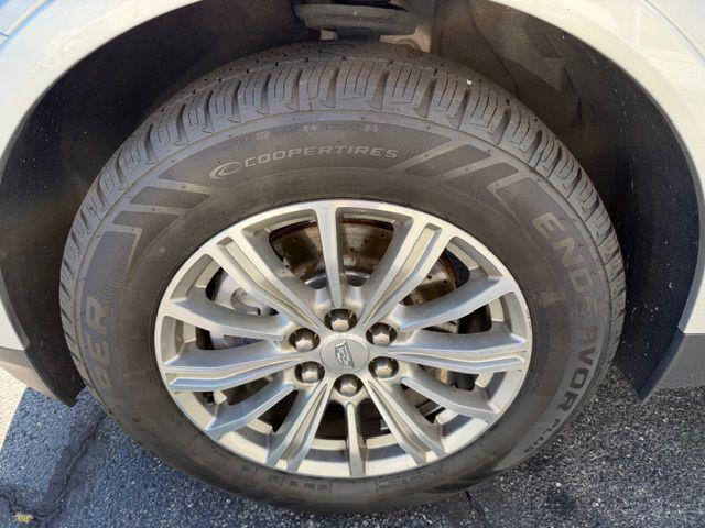 used 2017 Cadillac XT5 car, priced at $15,900