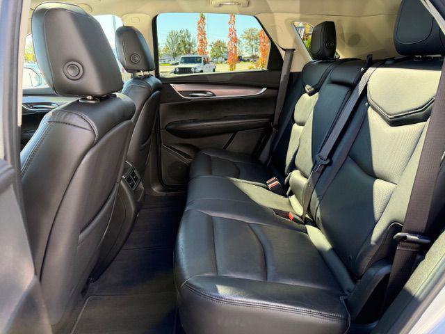 used 2017 Cadillac XT5 car, priced at $15,900