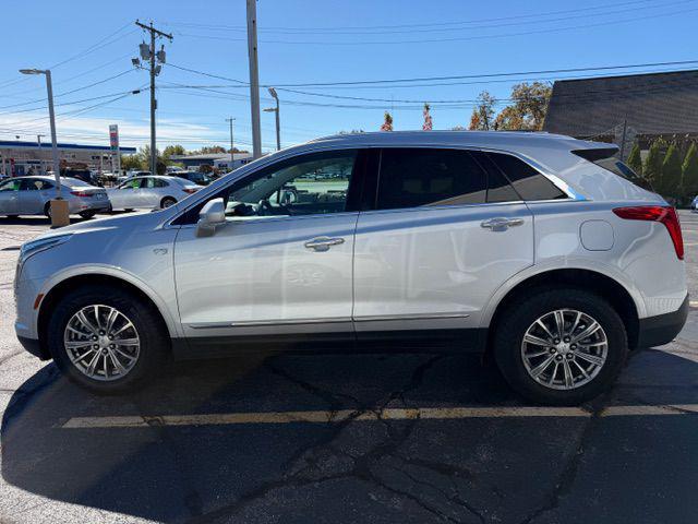 used 2017 Cadillac XT5 car, priced at $15,900