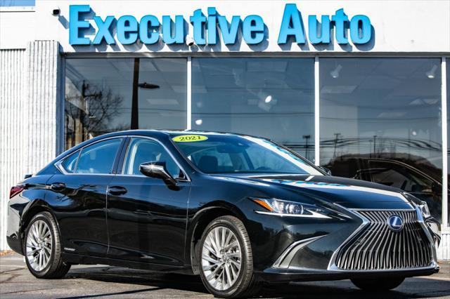 used 2021 Lexus ES 300h car, priced at $32,500