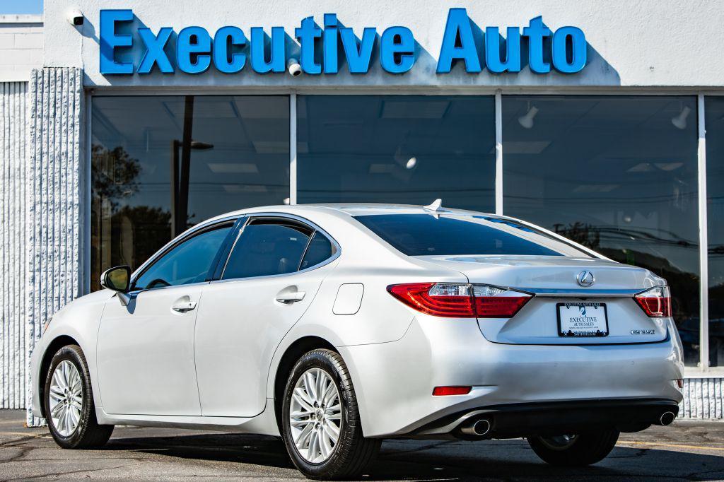 used 2013 Lexus ES 350 car, priced at $15,900