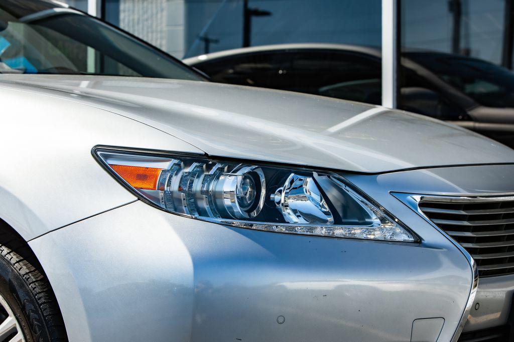 used 2013 Lexus ES 350 car, priced at $15,900