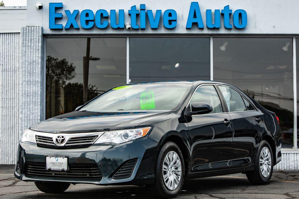 used 2012 Toyota Camry car, priced at $14,900