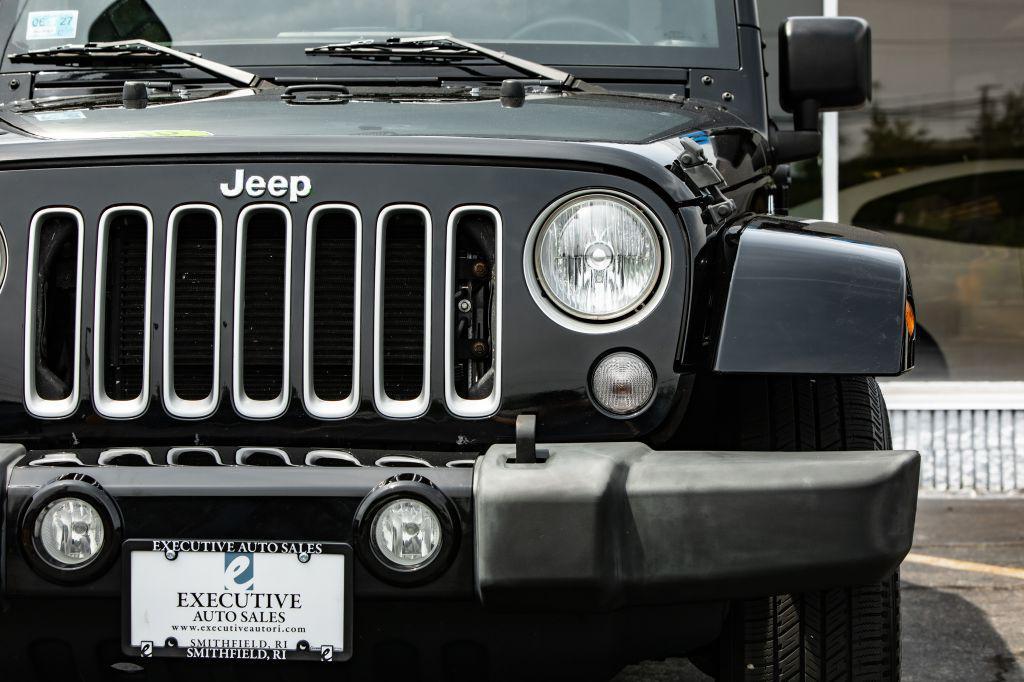 used 2016 Jeep Wrangler Unlimited car, priced at $18,777