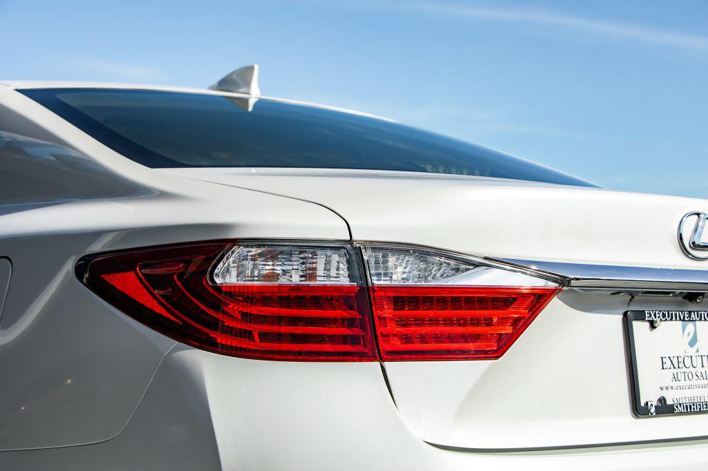 used 2015 Lexus ES 350 car, priced at $20,450