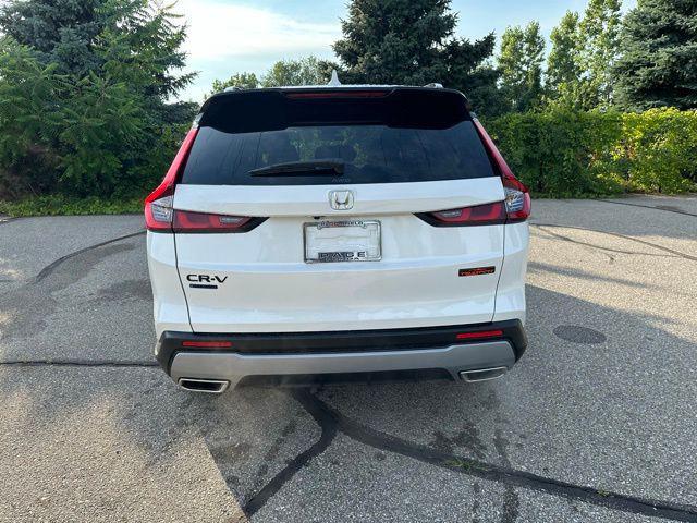 new 2026 Honda CR-V Hybrid car, priced at $39,944