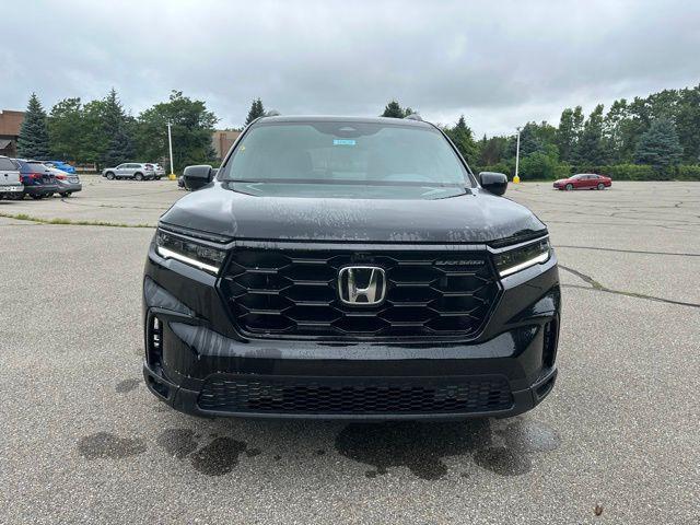 new 2025 Honda Pilot car, priced at $54,830