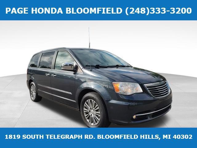 used 2014 Chrysler Town & Country car, priced at $5,244