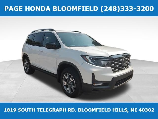 used 2023 Honda Passport car, priced at $35,444