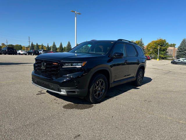 new 2025 Honda Pilot car, priced at $48,200