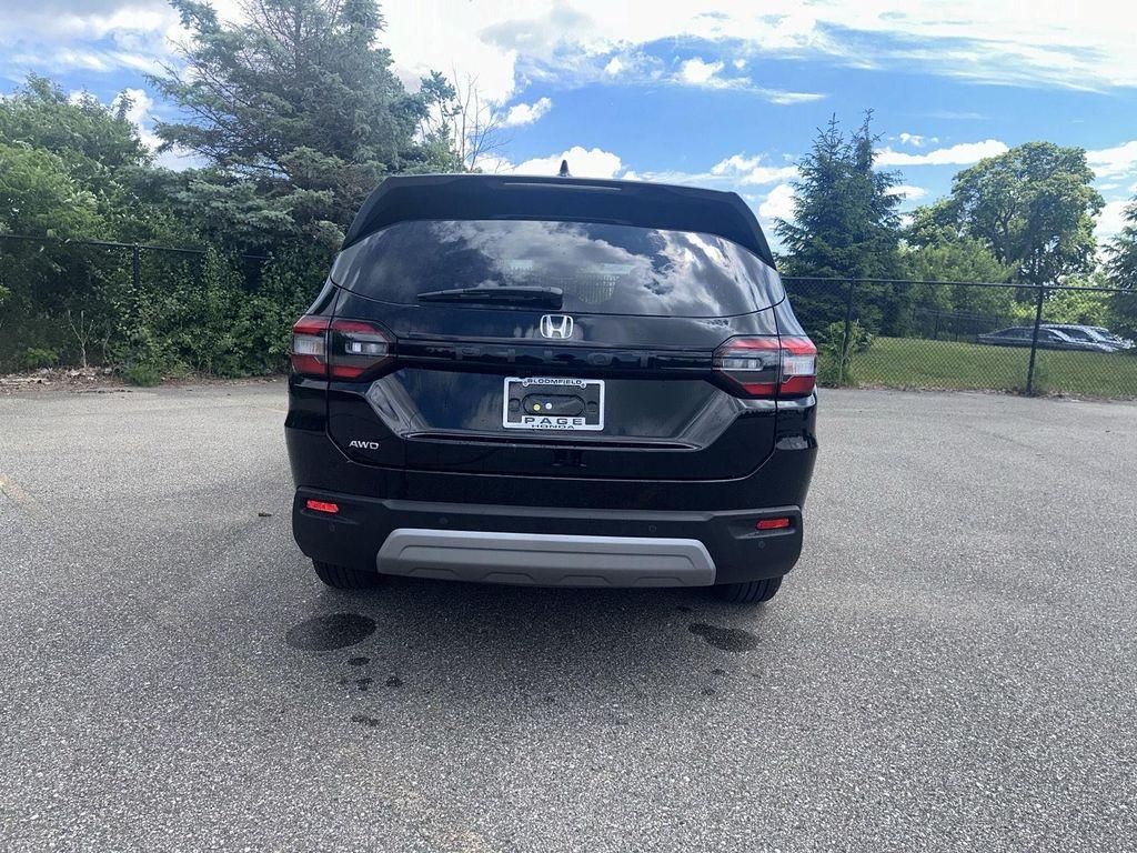 new 2025 Honda Pilot car, priced at $44,944