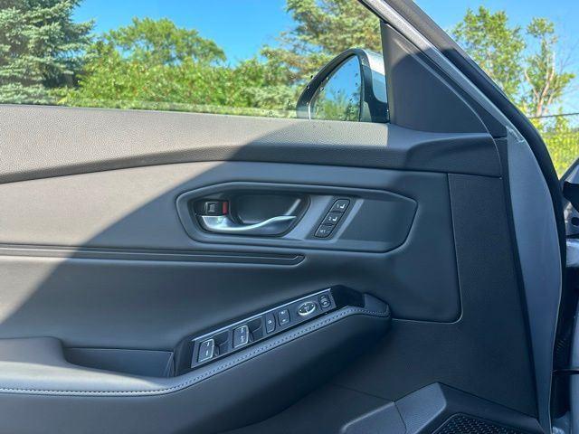 new 2025 Honda Accord Hybrid car, priced at $38,544