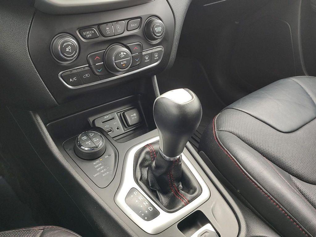 used 2015 Jeep Cherokee car, priced at $7,144