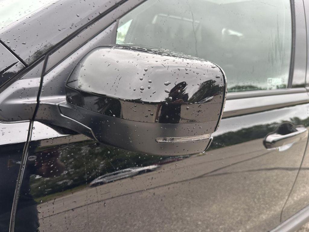 new 2025 Honda Pilot car, priced at $53,644