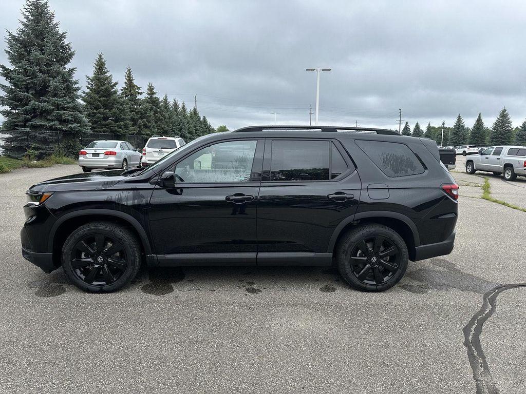 new 2025 Honda Pilot car, priced at $53,644