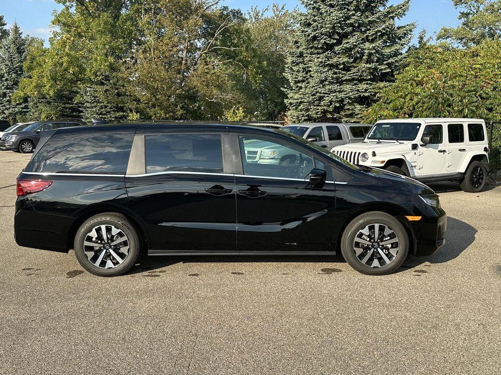 new 2026 Honda Odyssey car, priced at $42,444