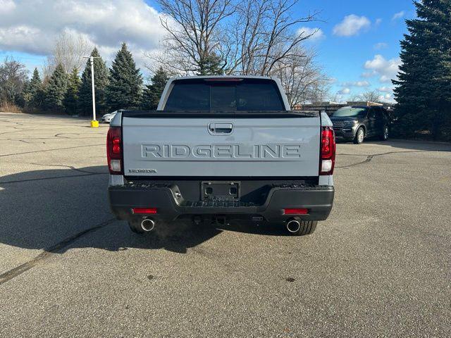 new 2025 Honda Ridgeline car, priced at $43,330