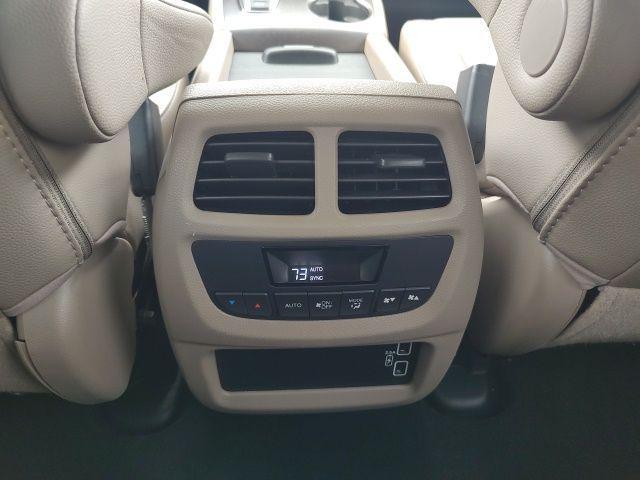 used 2022 Honda Pilot car, priced at $33,244