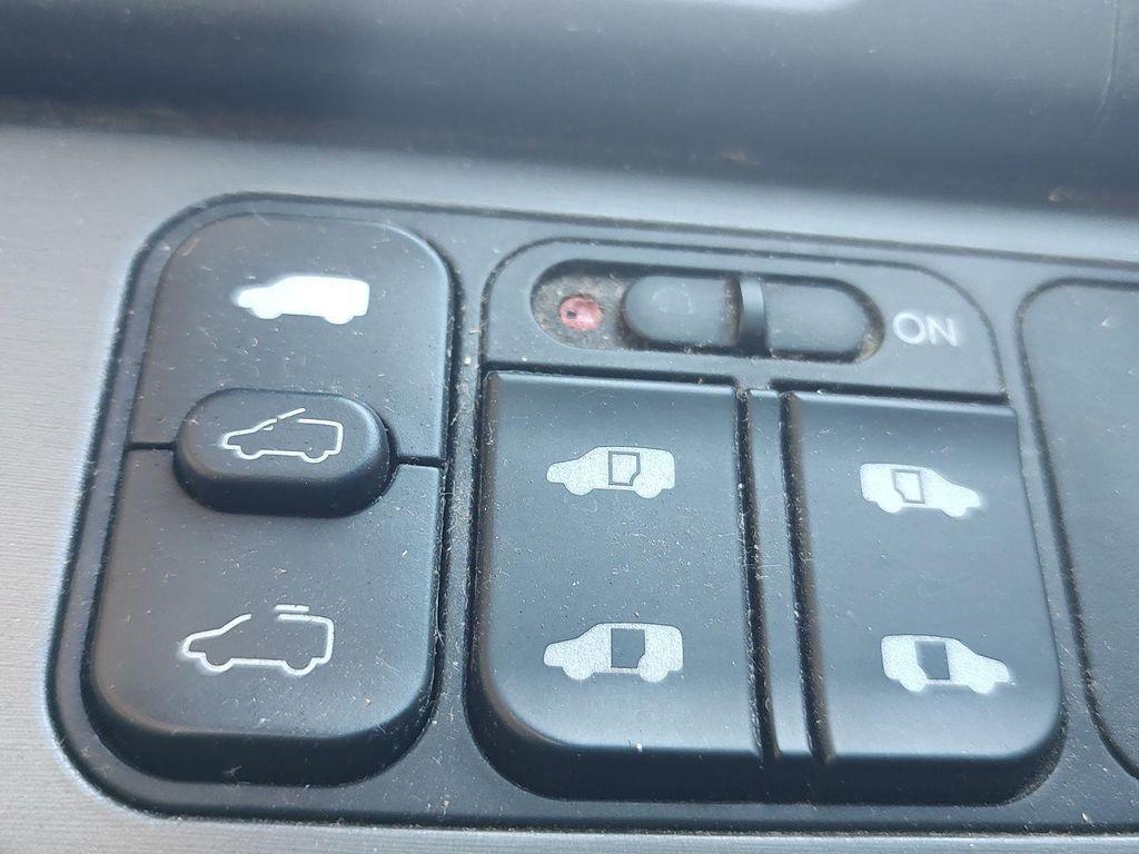 used 2007 Honda Odyssey car, priced at $4,244