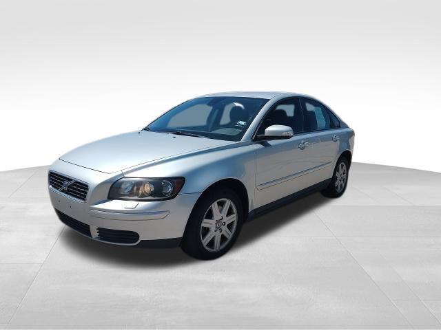 used 2007 Volvo S40 car, priced at $4,144