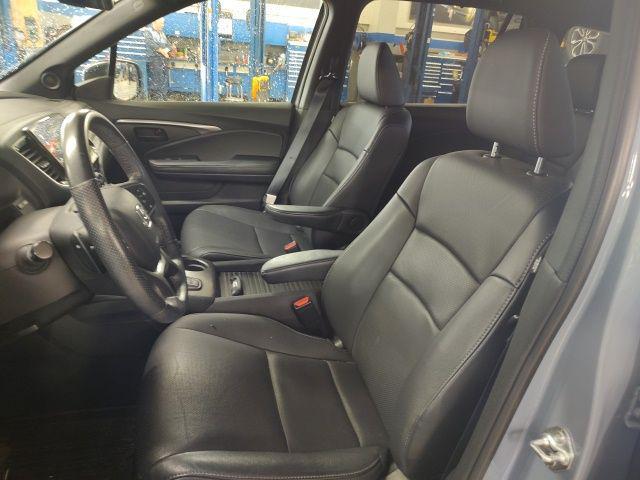 used 2023 Honda Passport car, priced at $30,644