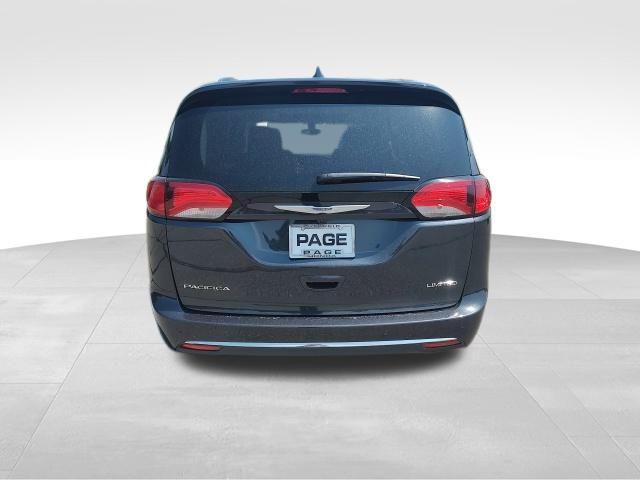 used 2020 Chrysler Pacifica car, priced at $18,544