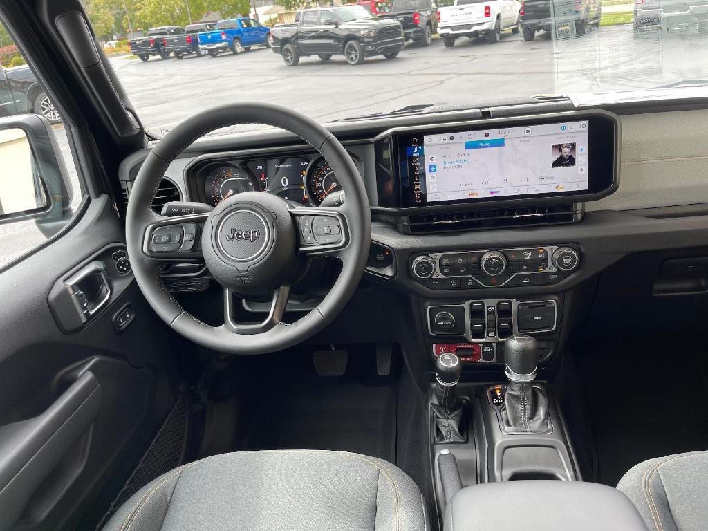 new 2025 Jeep Gladiator car, priced at $47,003