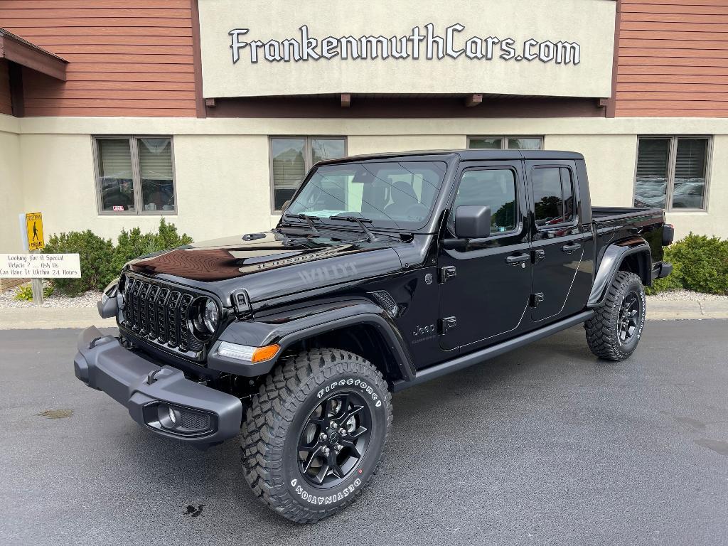 new 2025 Jeep Gladiator car, priced at $47,003