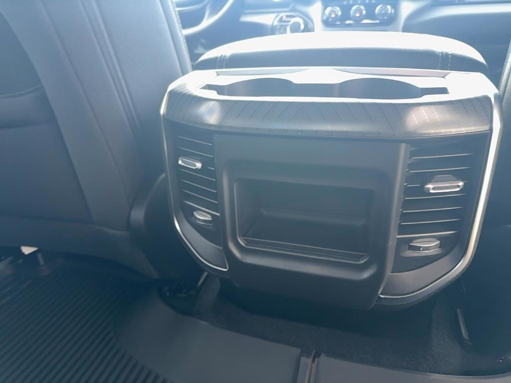 new 2025 Ram 1500 car, priced at $41,564