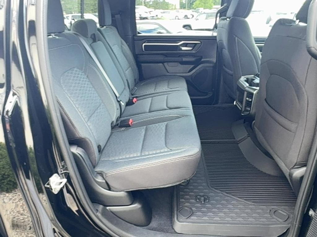 new 2025 Ram 1500 car, priced at $41,564