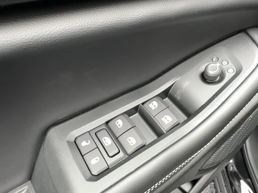 new 2025 Jeep Grand Cherokee car, priced at $37,224