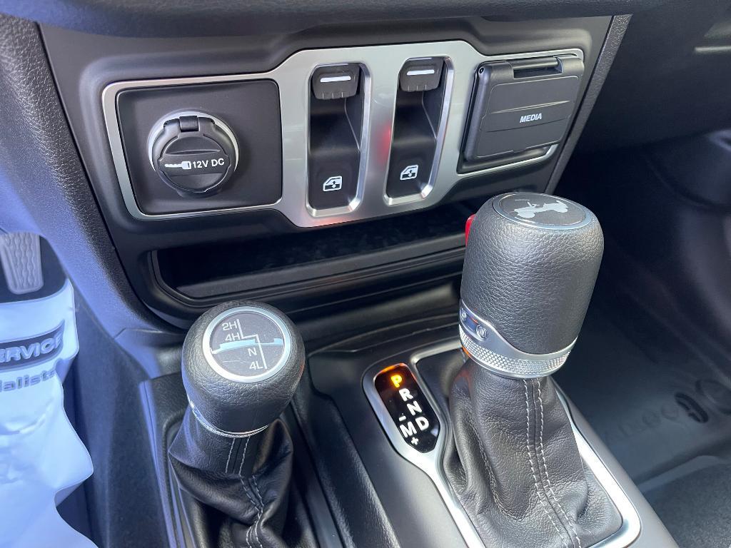 new 2025 Jeep Wrangler car, priced at $31,935