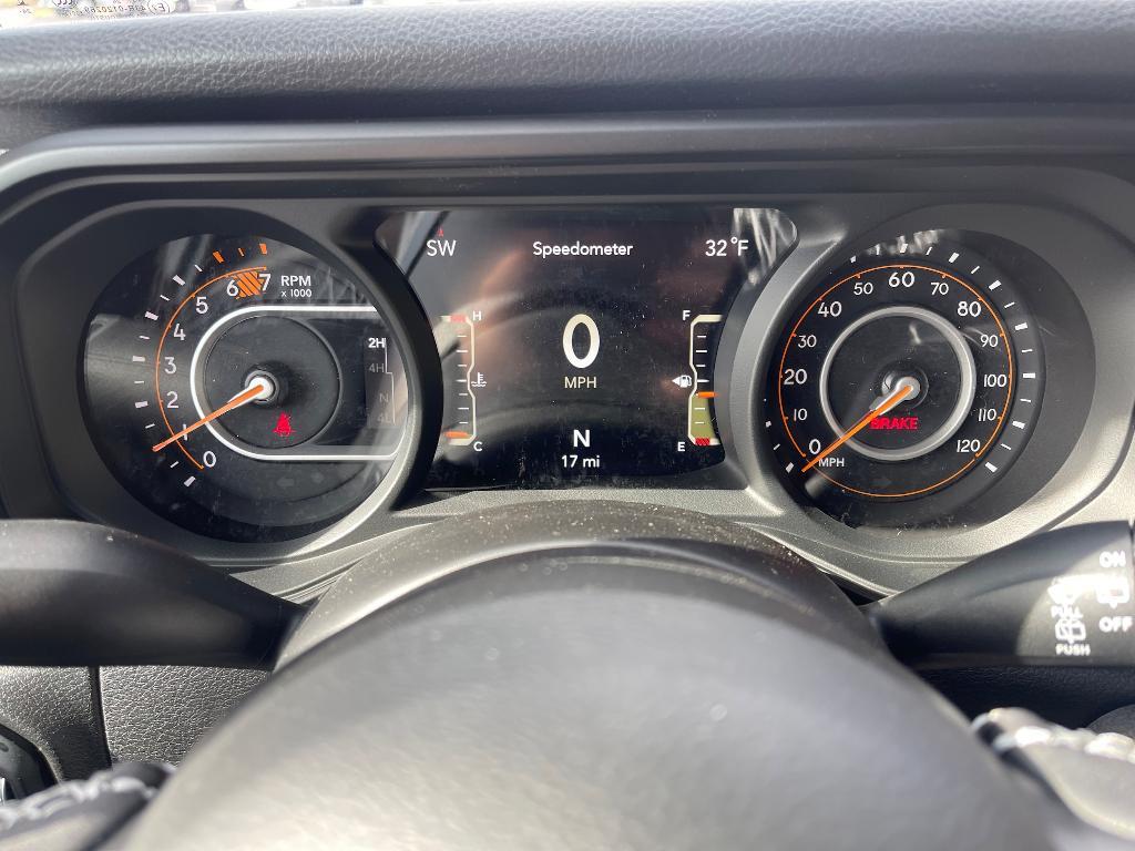 new 2025 Jeep Wrangler car, priced at $46,688