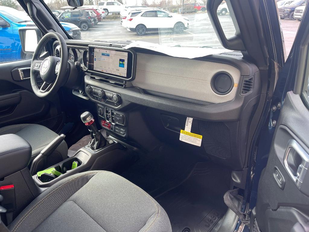 new 2025 Jeep Wrangler car, priced at $44,421
